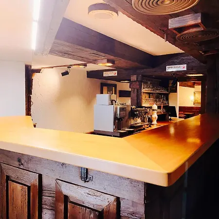 Gemmi 로이커바드